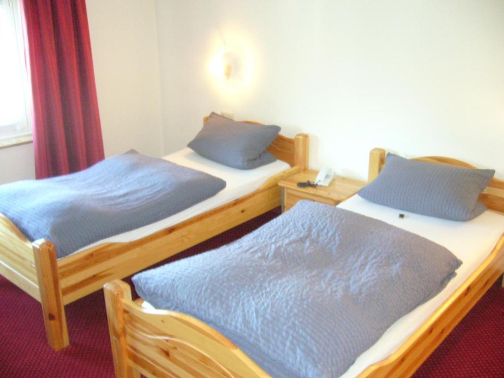 Hotel Theile Garni Гуммерсбах Номер фото